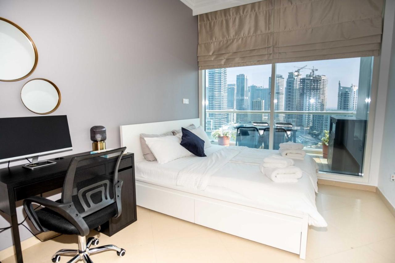 Wsuites - Big Terrace With Beautiful Marina View Dubai Bagian luar foto